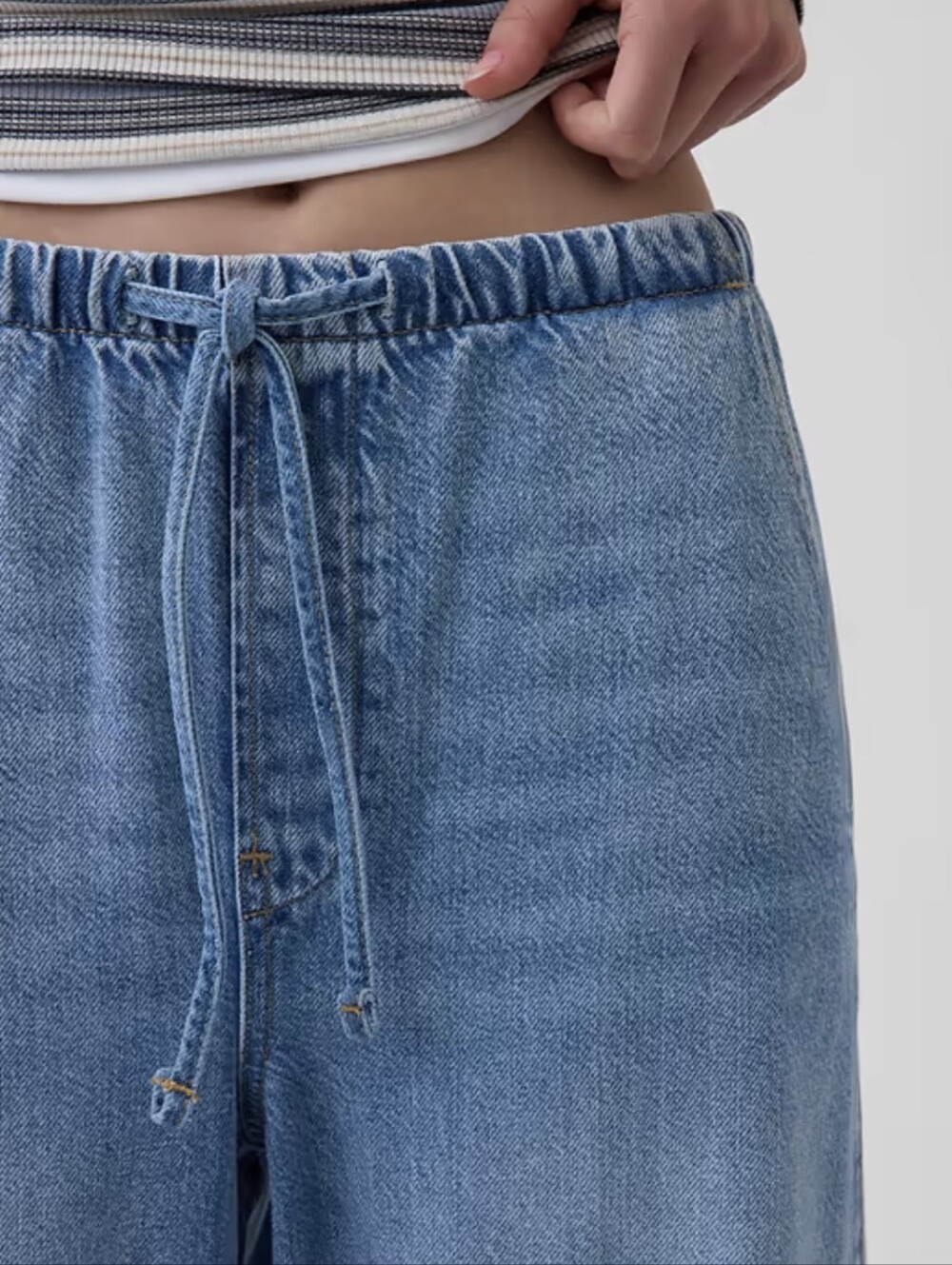 [NWOT] GAP High Rise Easy Barrel Jeans Medium Elastic Waist Light Indigo Womens - Picture 3 of 11
